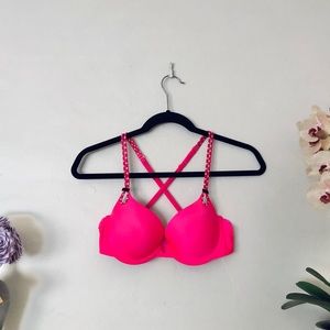 VS | NWOT Hot Pink Bra